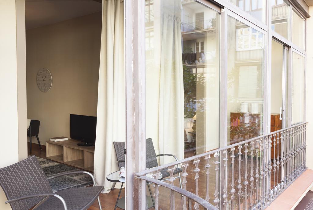 شقة Easysleep Gaudi Terrace برشلونة الغرفة الصورة